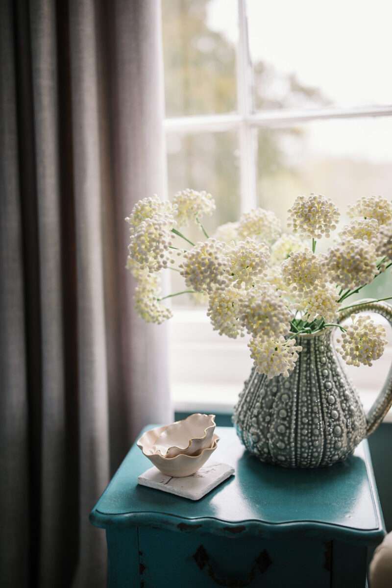 Artificial White Allium Seed Spray - Image 2