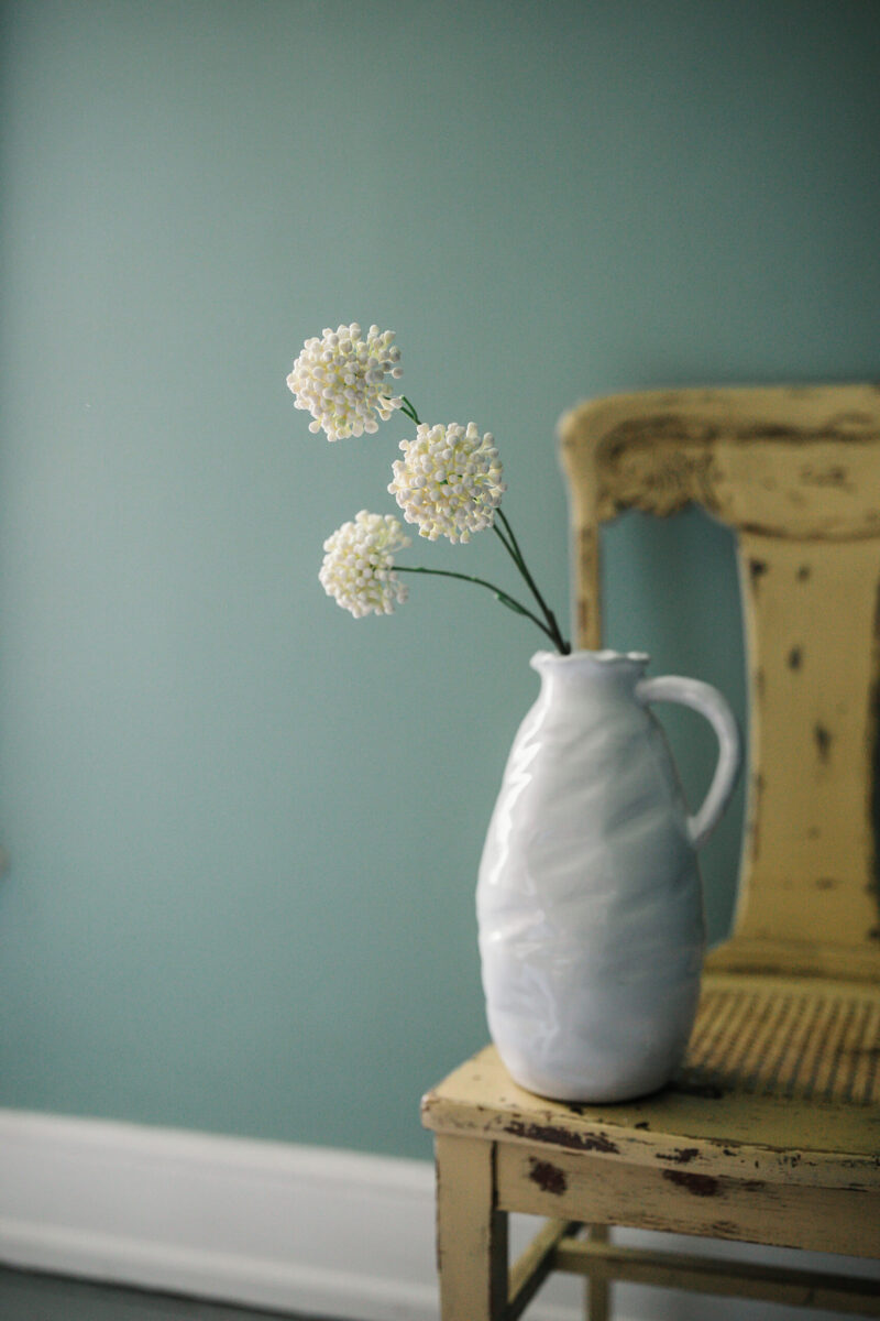Artificial White Allium Seed Spray - Image 3