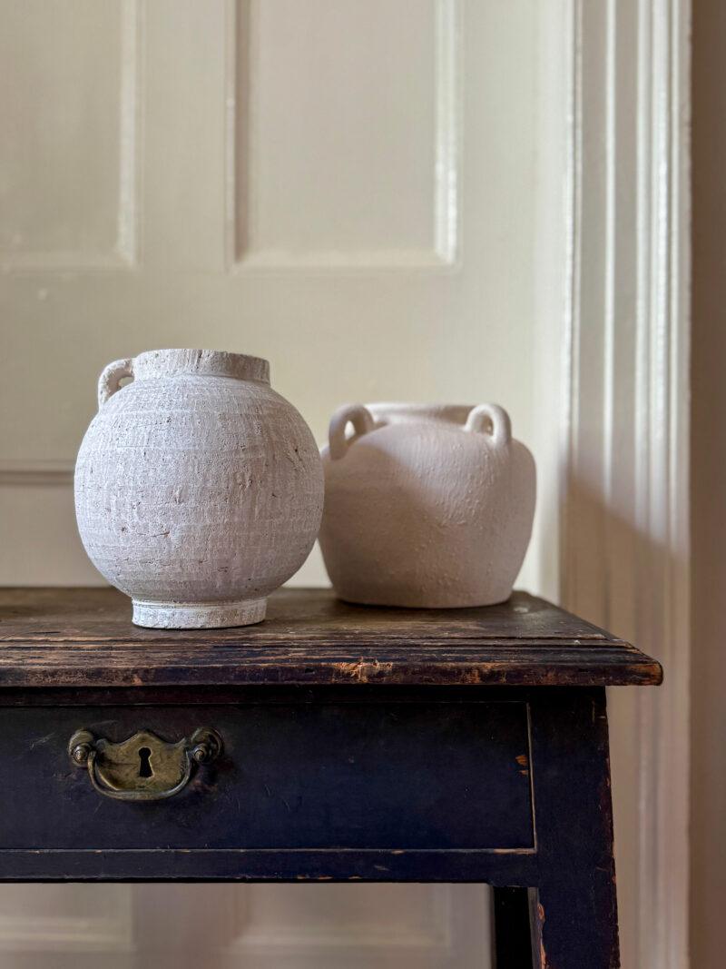 Rounded Chalk White Handle Vase - Image 2