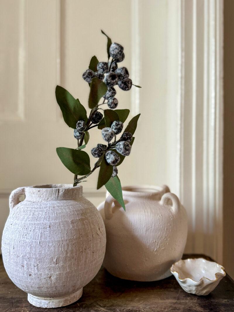 Rounded Chalk White Handle Vase - Image 5